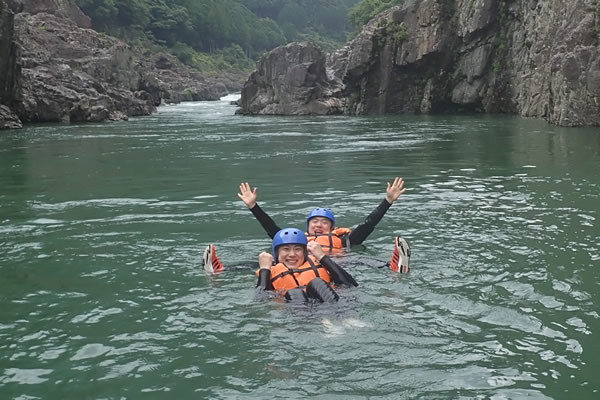 ラフティングの様子
