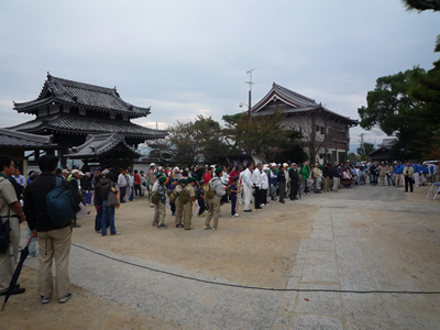 久米田寺にて集合